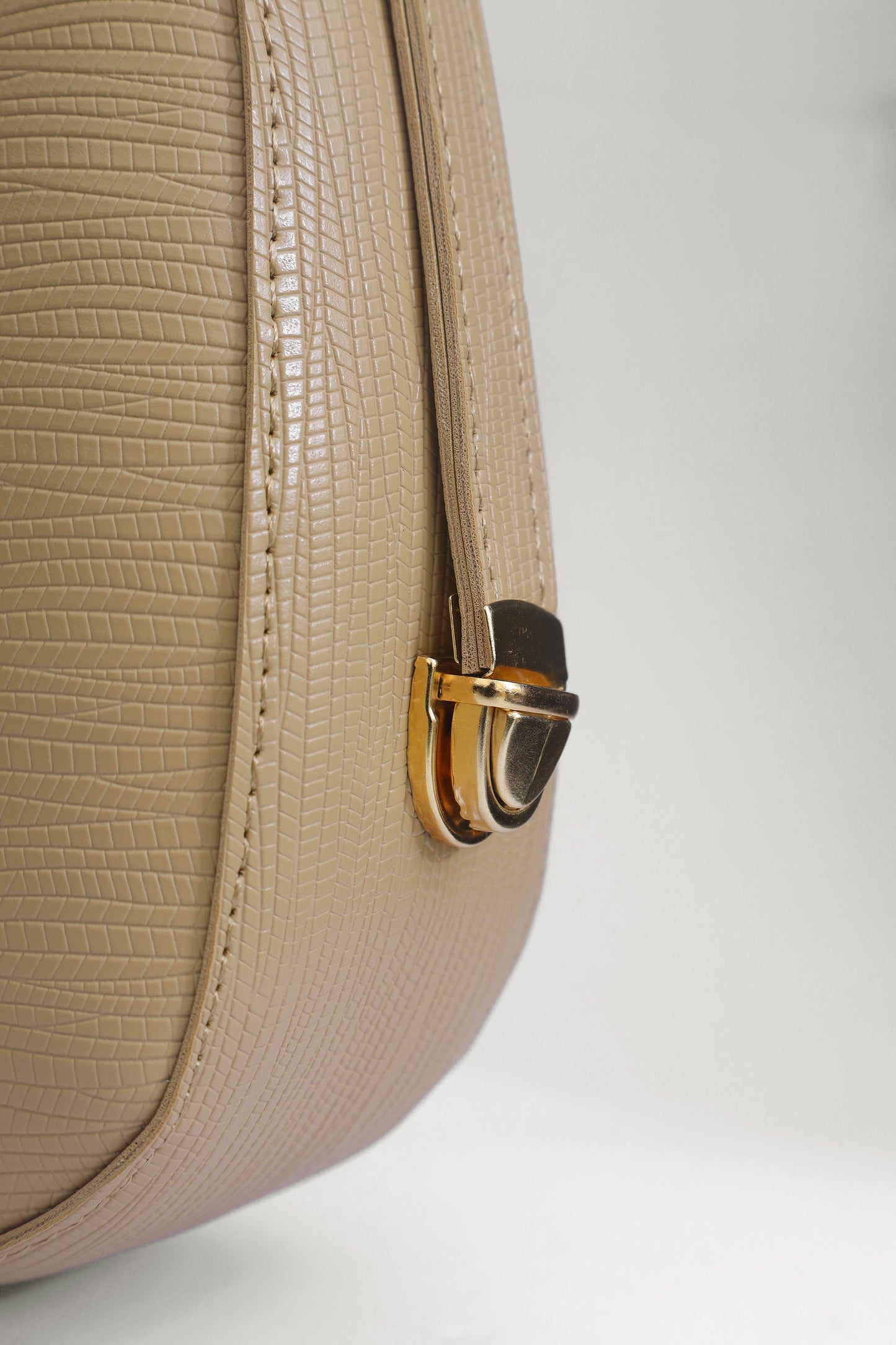 Ravora Ember Beige