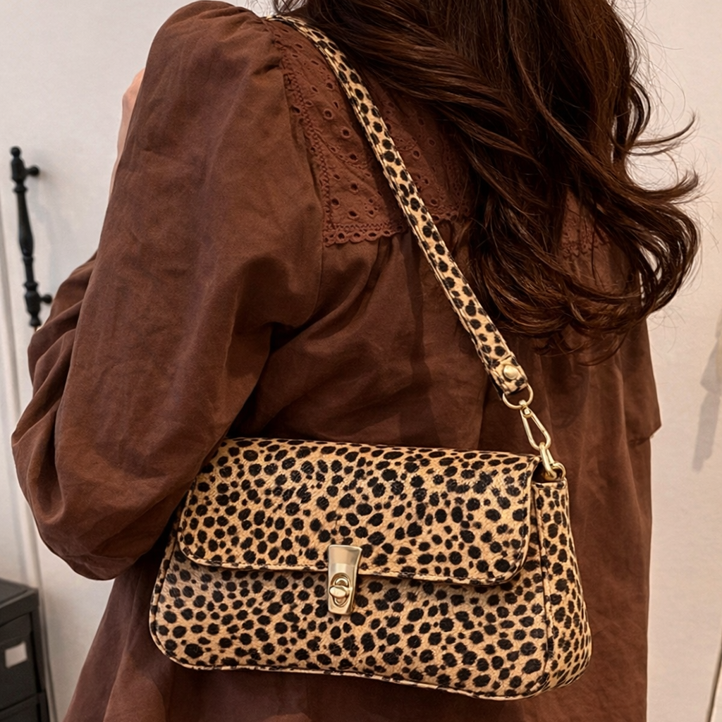 Ravora Candle light Bag