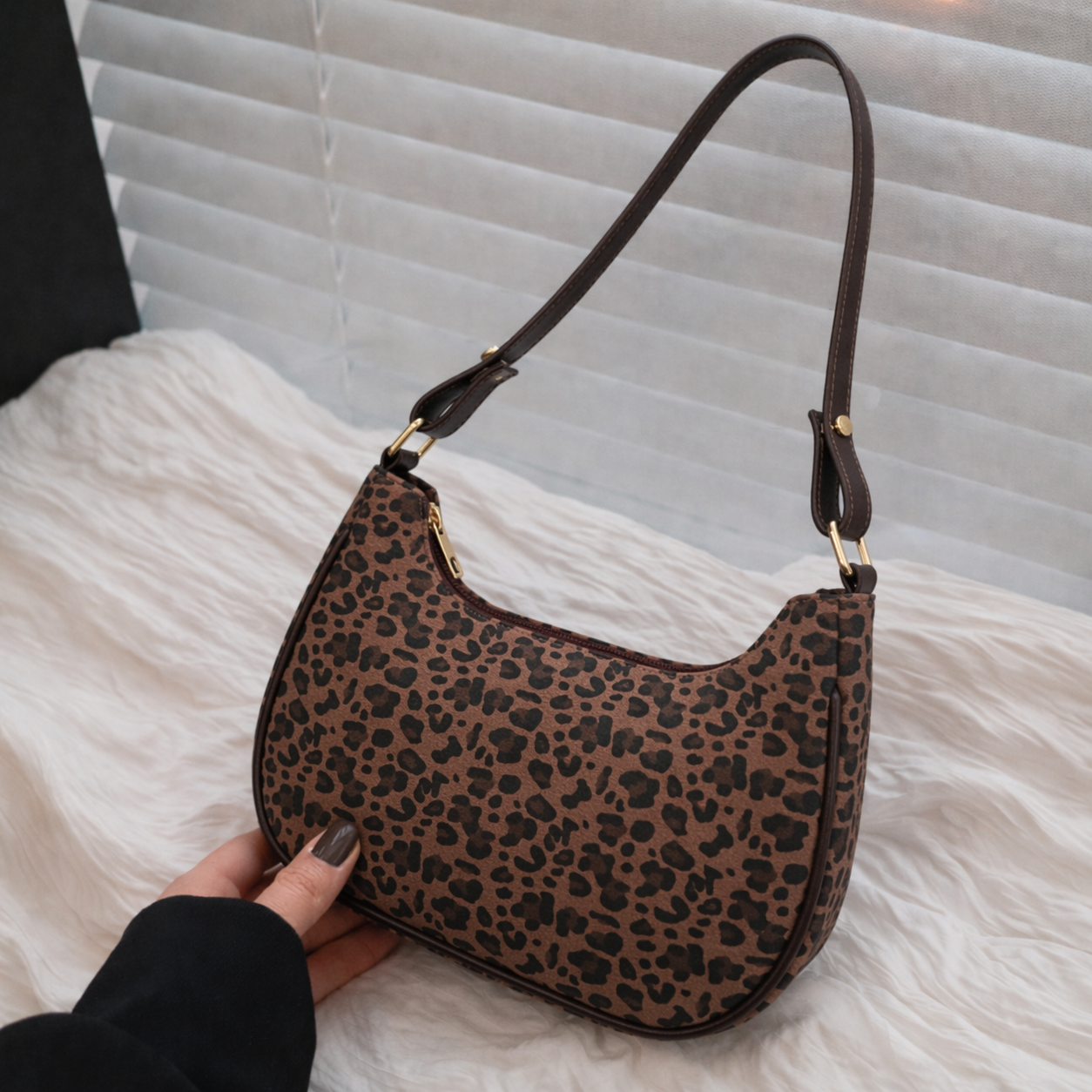 Ravora Cocoa Bag