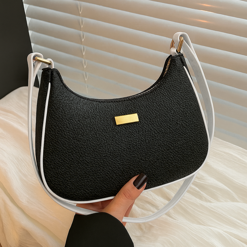 Lyana Serene bag in black