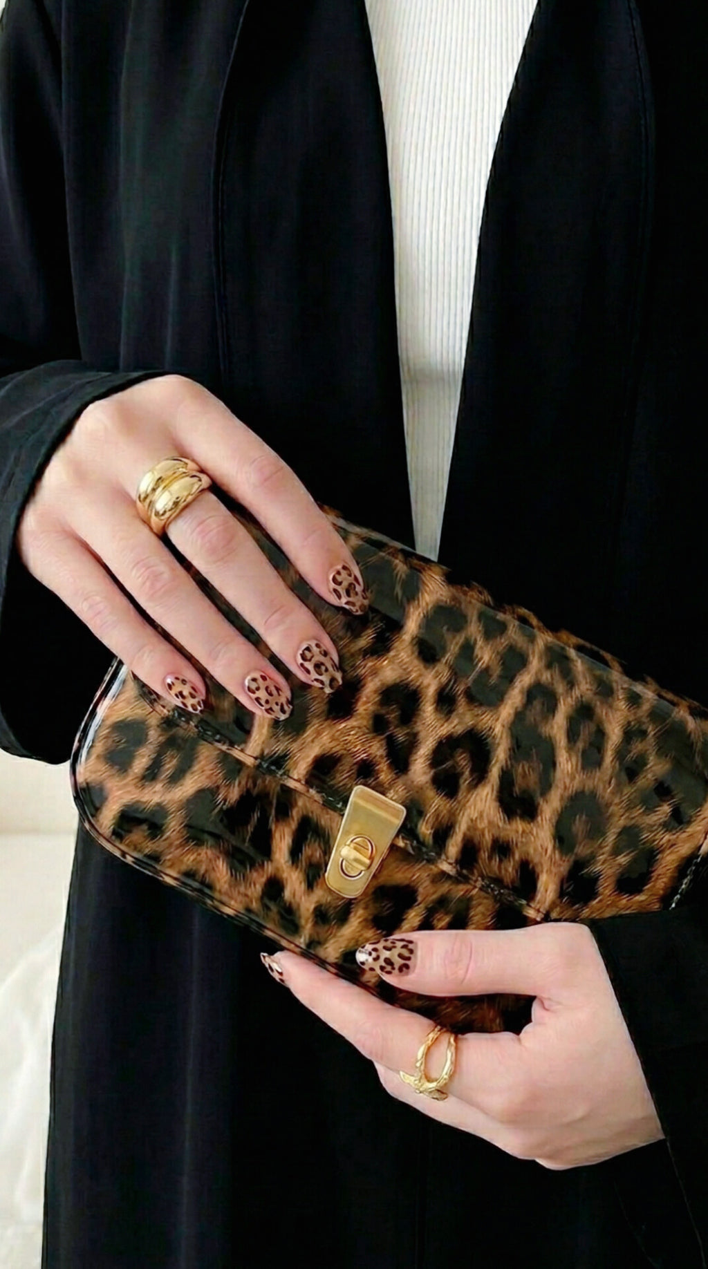Ravora Safari Bag