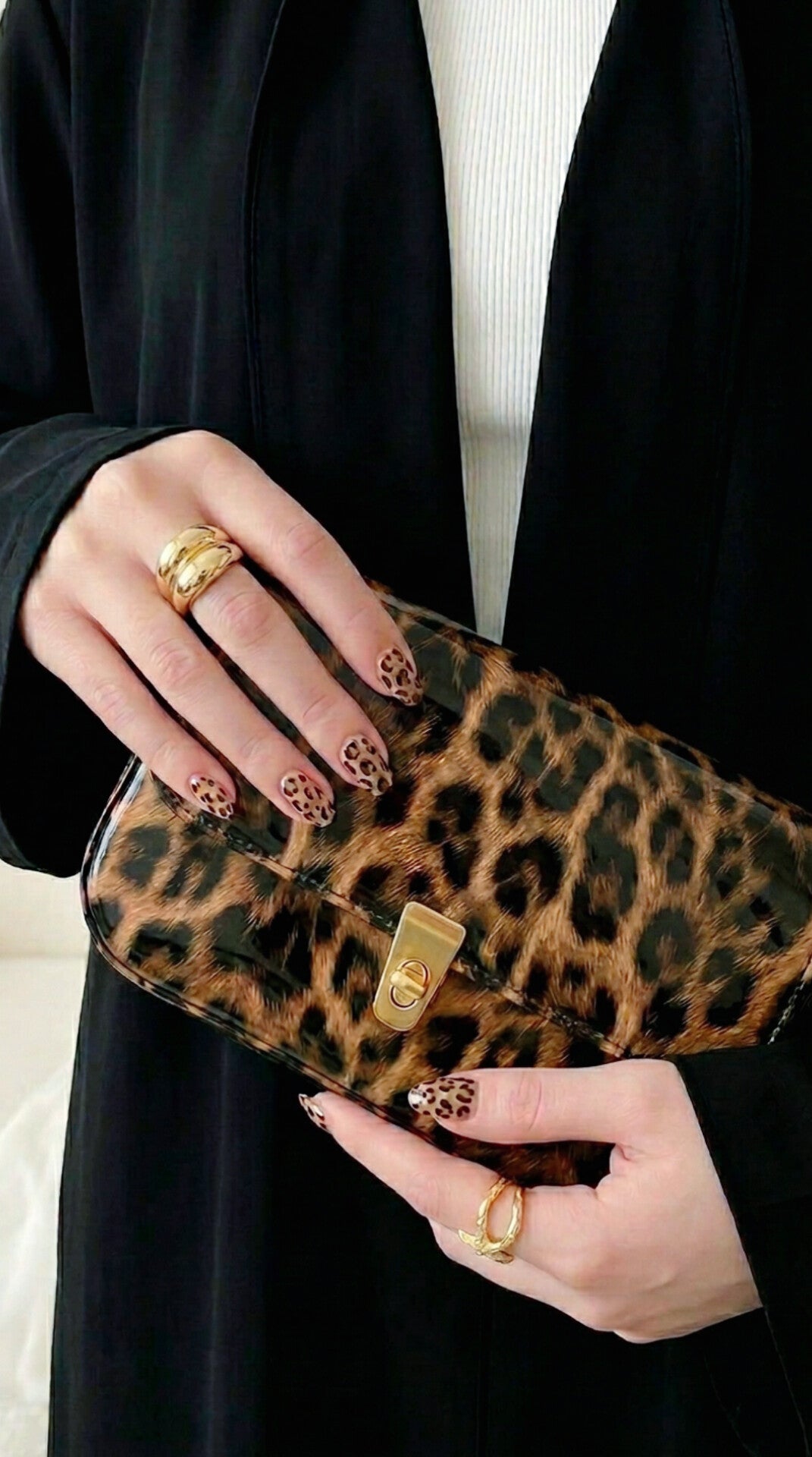 Ravora Safari Bag