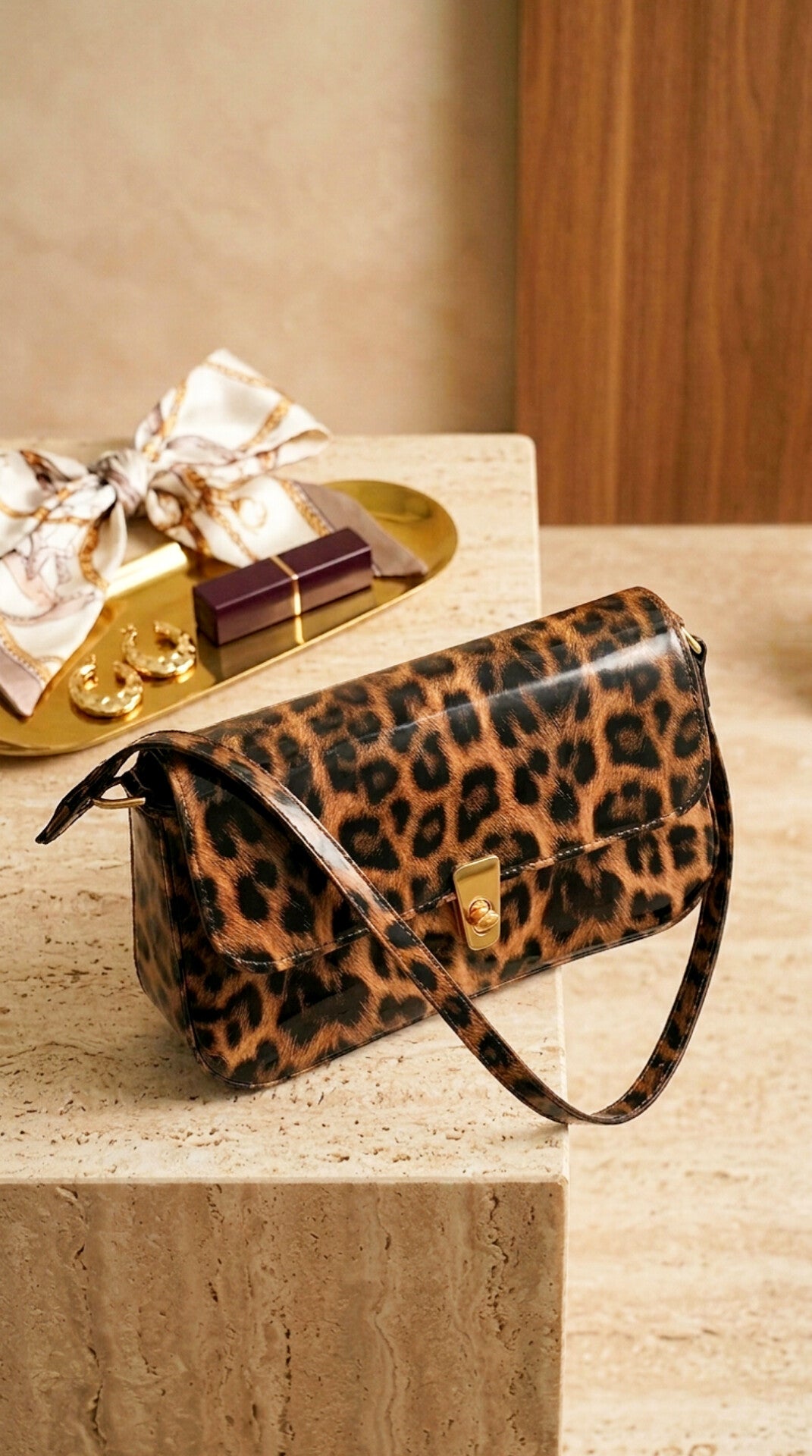 Ravora Safari Bag