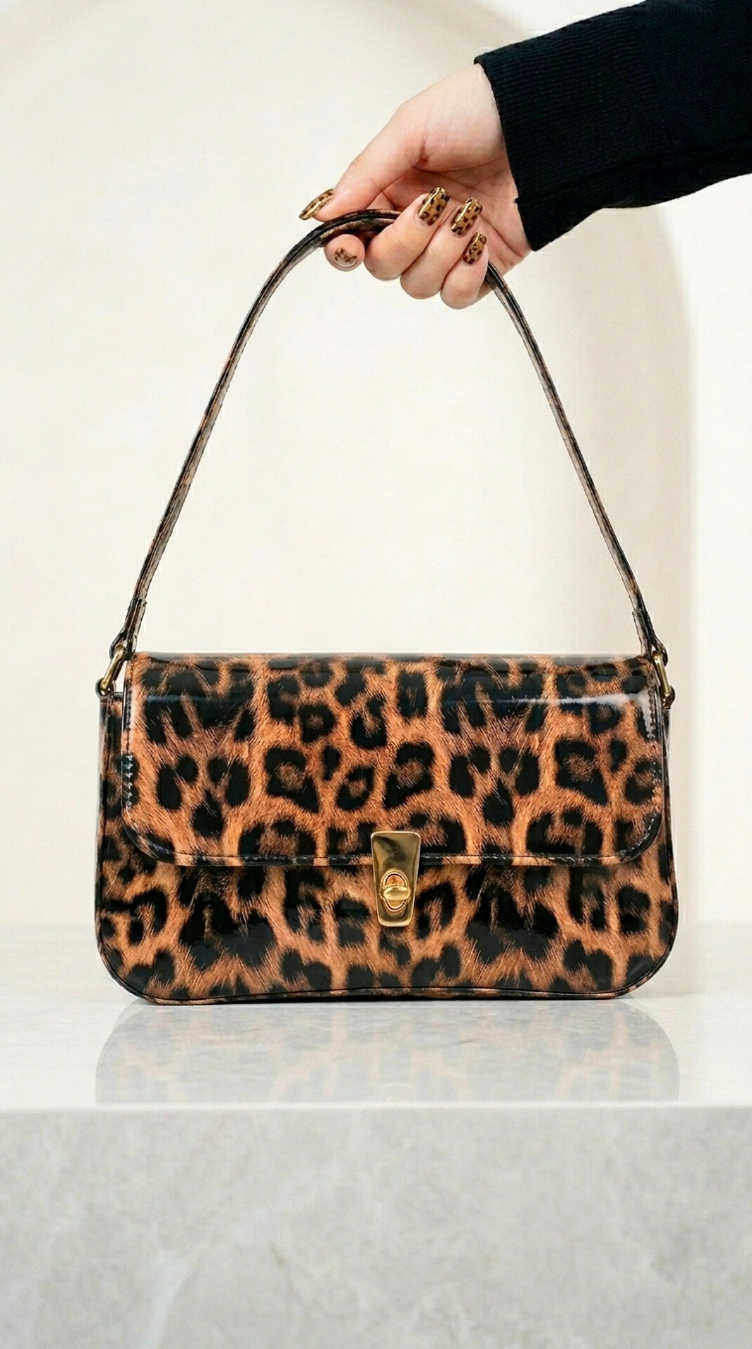 Ravora Safari Bag