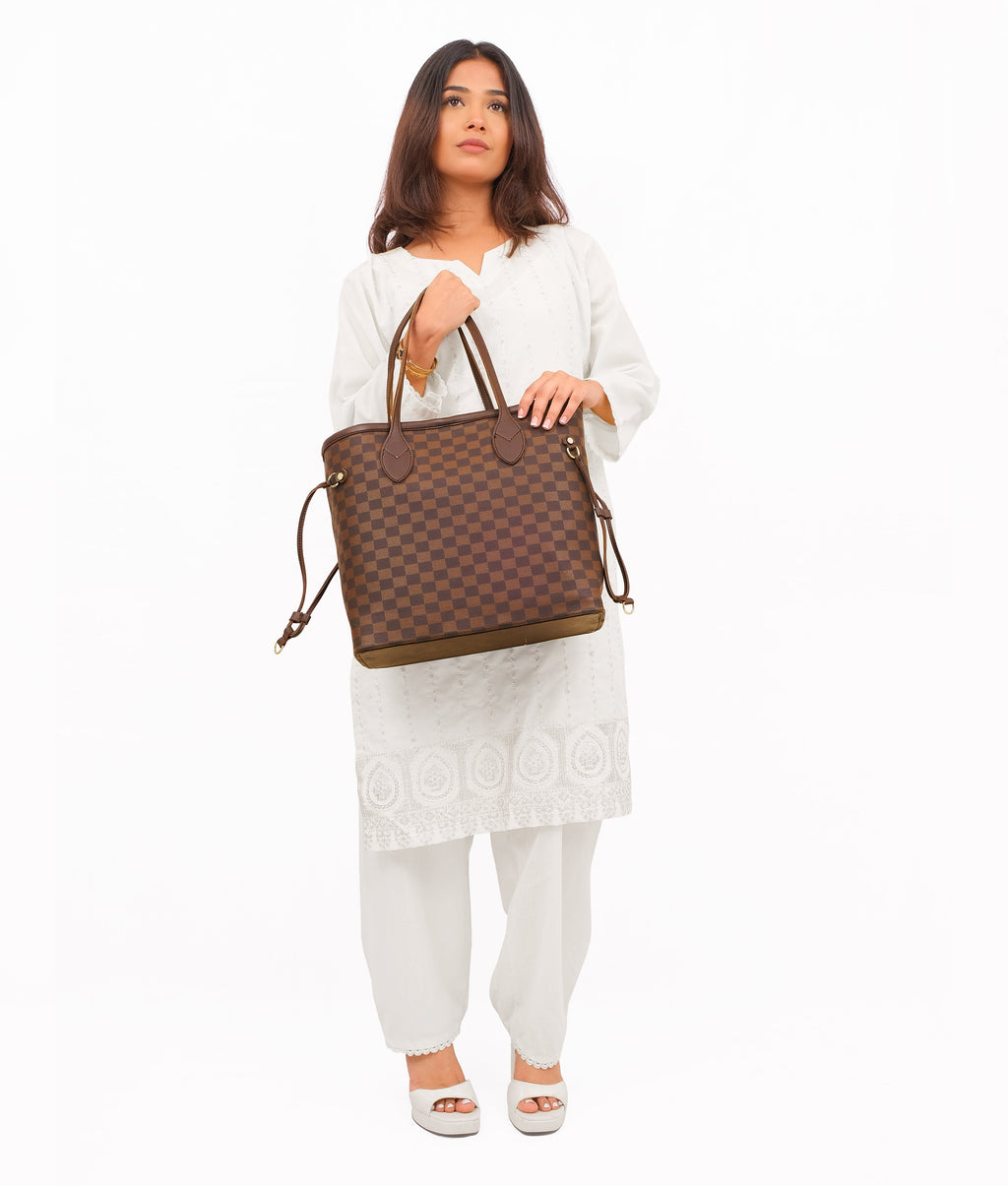 The Ravora Checkered Tote Dark Brown